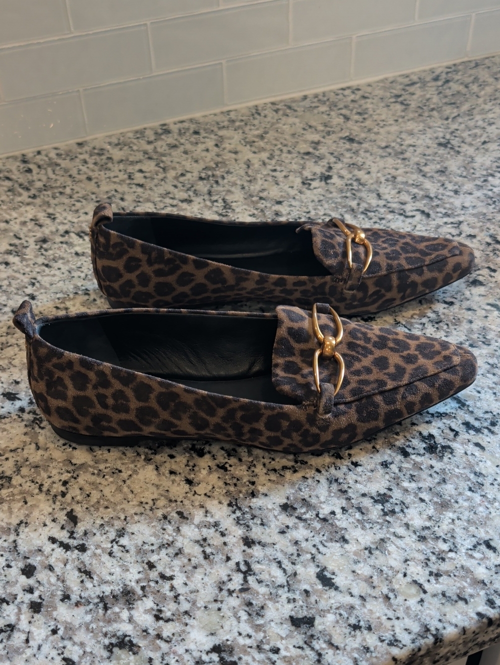 Veronica Beard Champlain Leopard Loafers Size 8.5